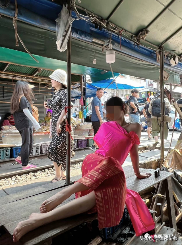 中国女网红遭命令清查！满街淫秽的泰国，就是要搞中国人？
