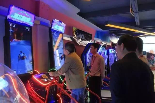 探访中国抓娃娃机的故乡：传统游戏产业的进化简史