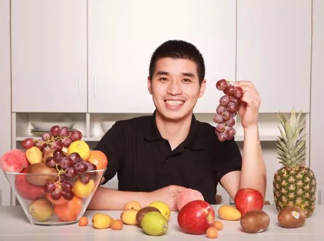 死亡大潮来袭，他却杀出生鲜红海，还要接管3亿人的冰箱，能成吗？