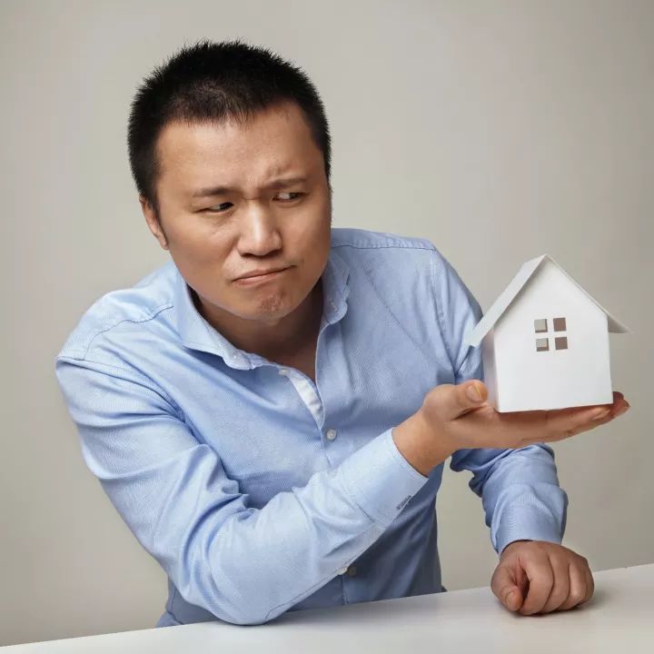 前妇科医生做短租，他说弃医触网15年，周鸿祎影响最大