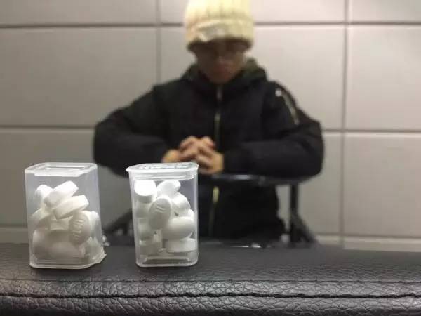 直播行业乱象，捣乱、暴食和送命，都是为钱？
